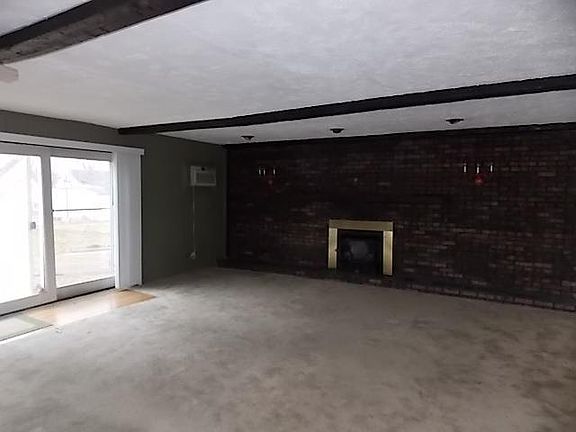 5th image of 807 Southwind Dr