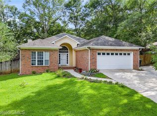 112 Meadowbrook Cir, Daphne, AL 36526