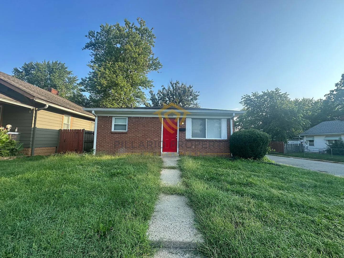3026 Meredith Ave photo 1