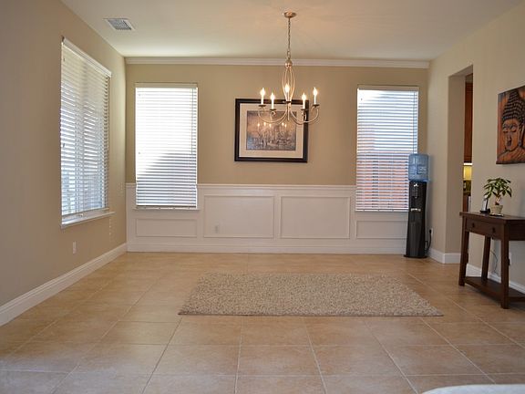 5th image of 536 Millpond Ave