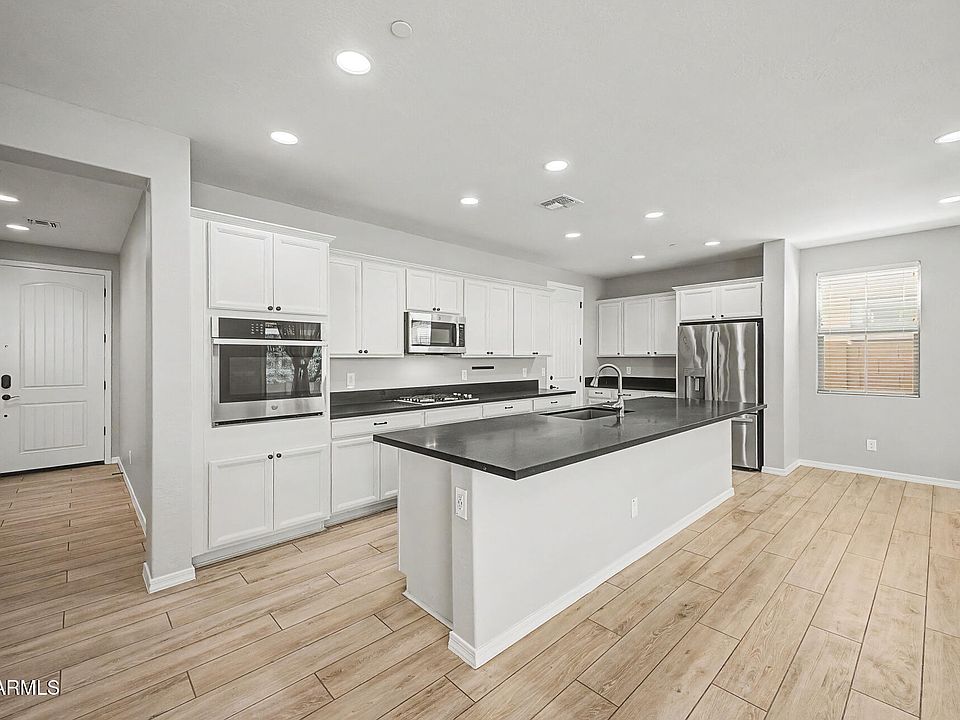 1st image of 3922 E DUBLIN Street