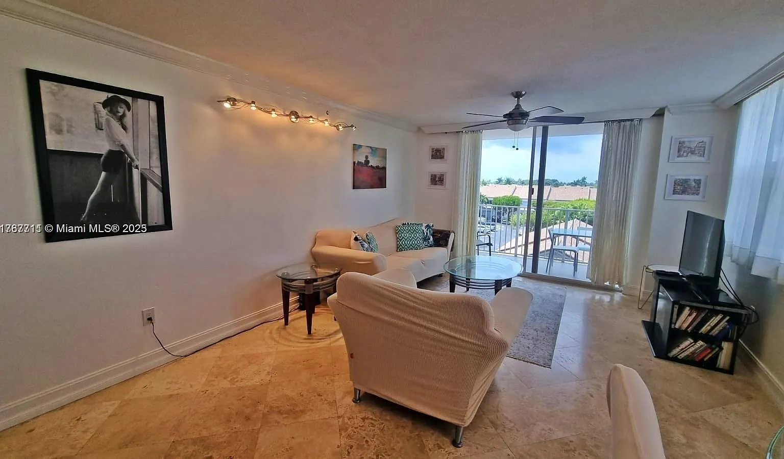 Highland Beach Club Condo — Photo 2