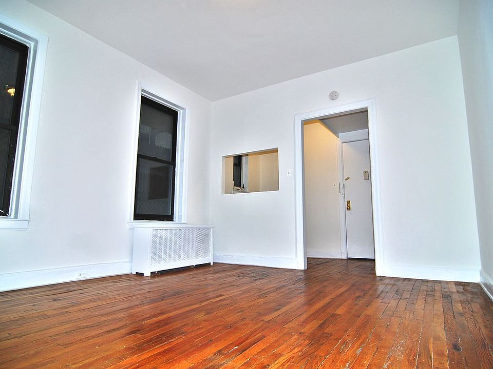 1st image of 405 W 45th St APT 4C