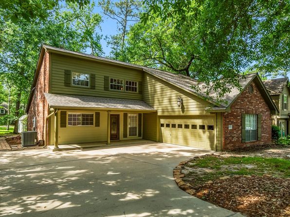 292 Apple Valley Dr, Conroe, TX 77304