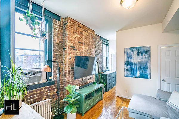Rented by Highline Residential | media 15