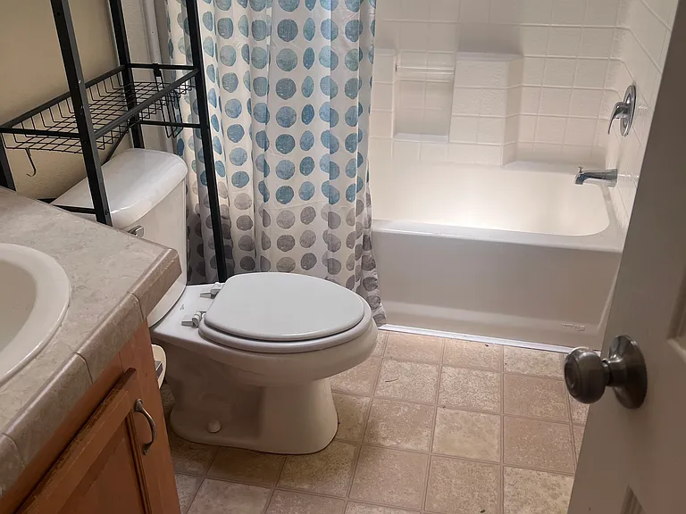2451 W Adkisson St — Photo 3
