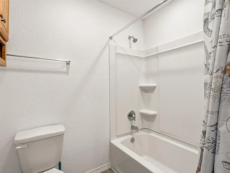 19623 Cat Spruce Ct — Photo 24