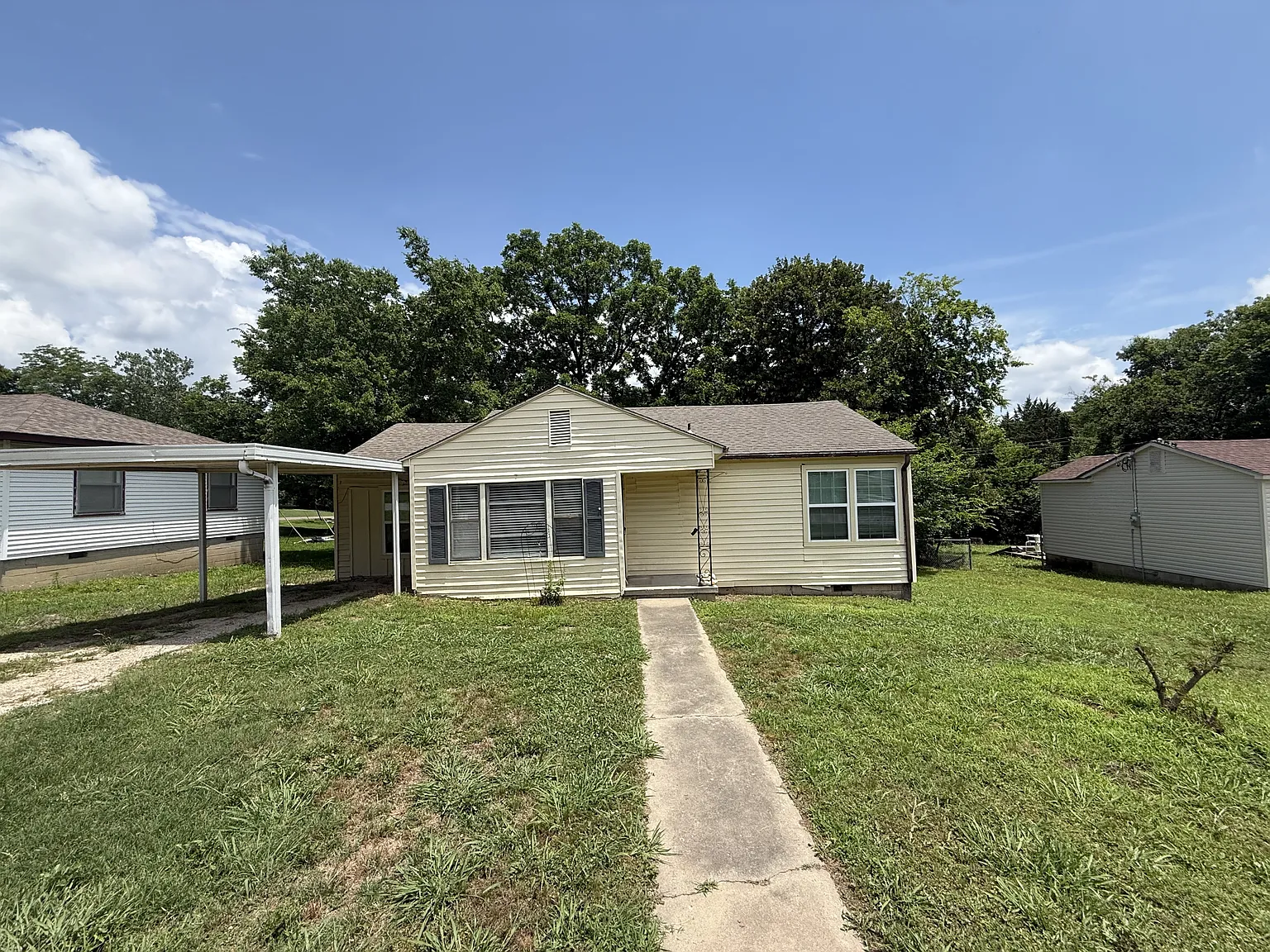 1002 South Highland - 1 — Photo 1