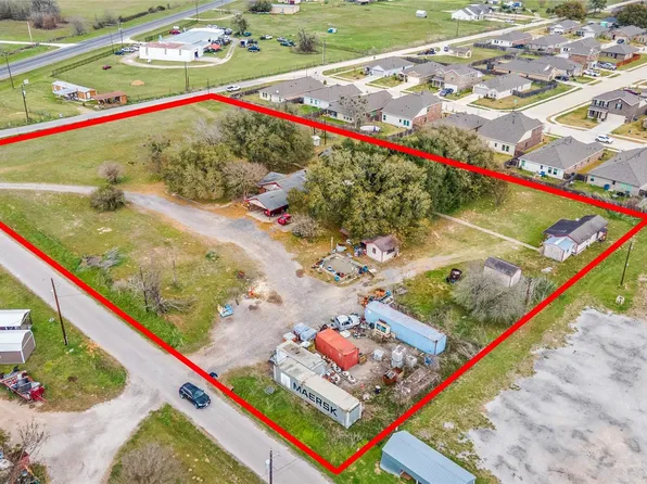 9418 County Road 423, Navasota, TX 77868