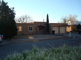 6104 Brahma Dr NW, Albuquerque, NM 87120