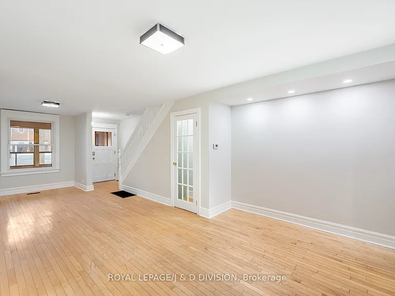 1132A Dovercourt Rd — Photo 4