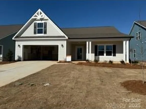 1362 Links Crossing Dr, Monroe, NC 28112