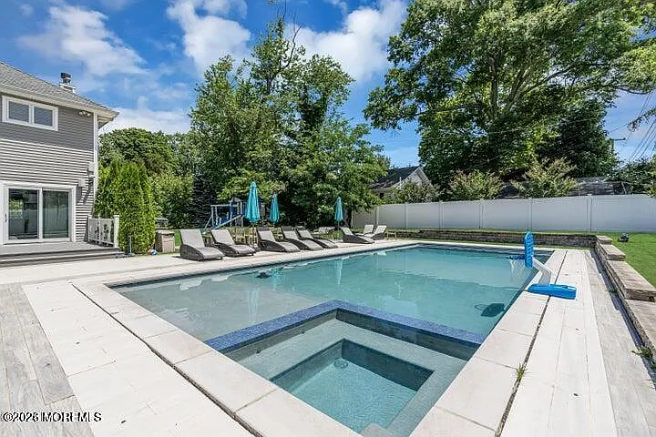 250 Alpern Ave — Photo 4