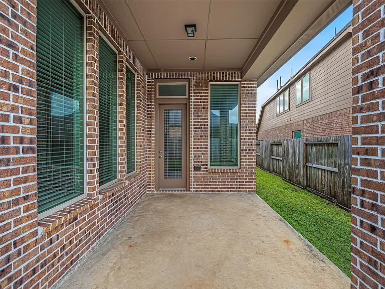 27215 Symphony Creek Ln — Photo 43