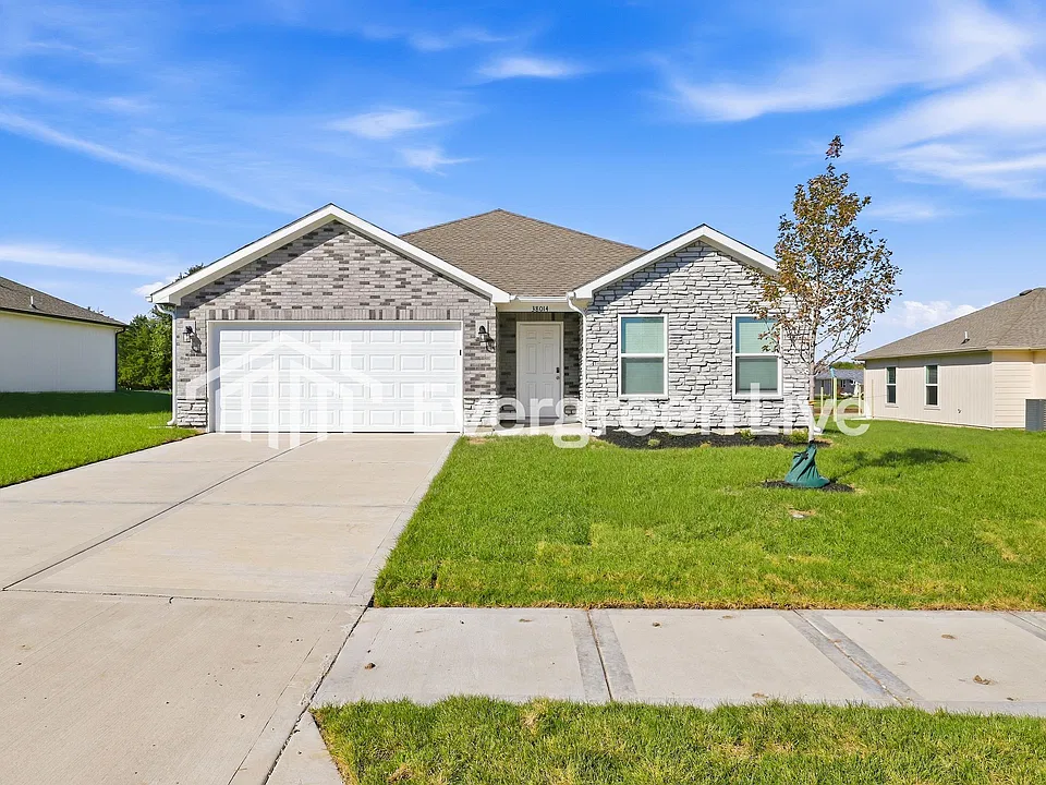 38014 W 207th Ter