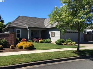 3440 Meadow View Dr, Eugene, OR 97408