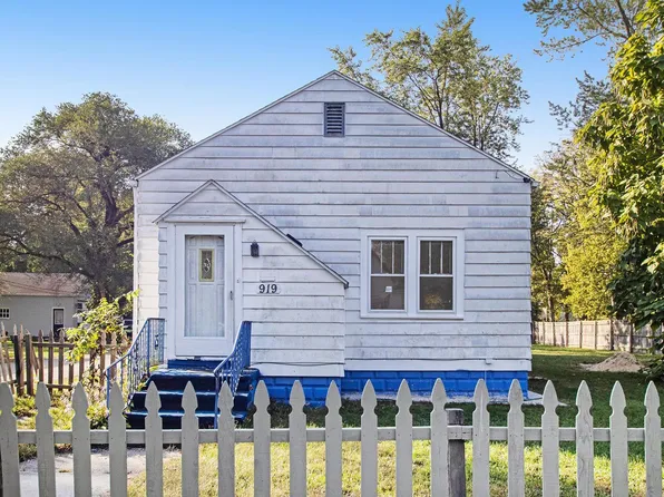 919 W Wolf Ave, Elkhart, IN 46516