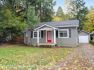 16692 SW Lake Forest Blvd, Lake Oswego, OR 97035