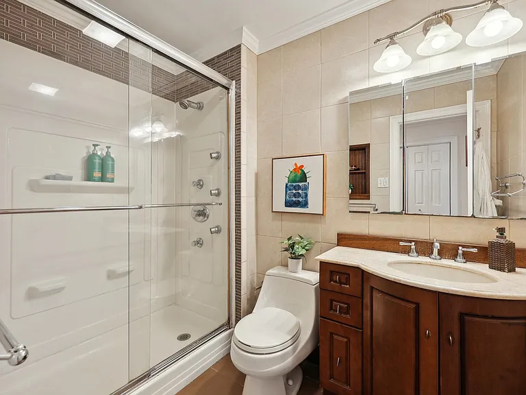 205 Shearwater Ct W #22 — Photo 8