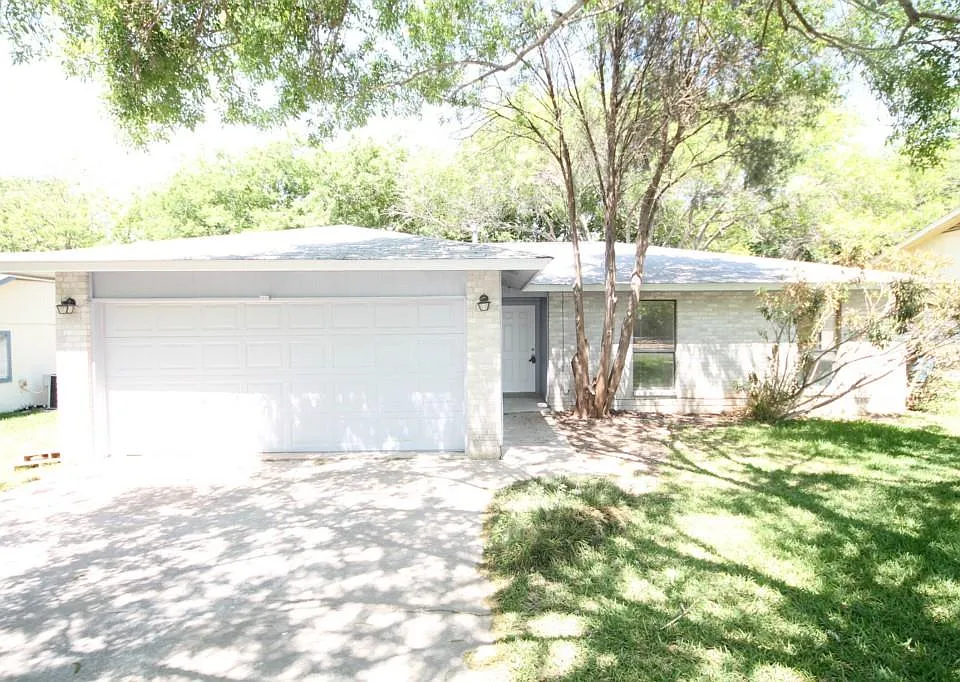 12708 Lamppost Ln
