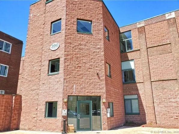 390 Charles Street APT 219, Bridgeport, CT 06606