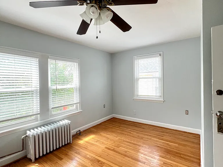 3711 22nd St NE — Photo 10