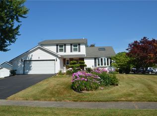 611 Drumcliff Way, Rochester, NY 14612