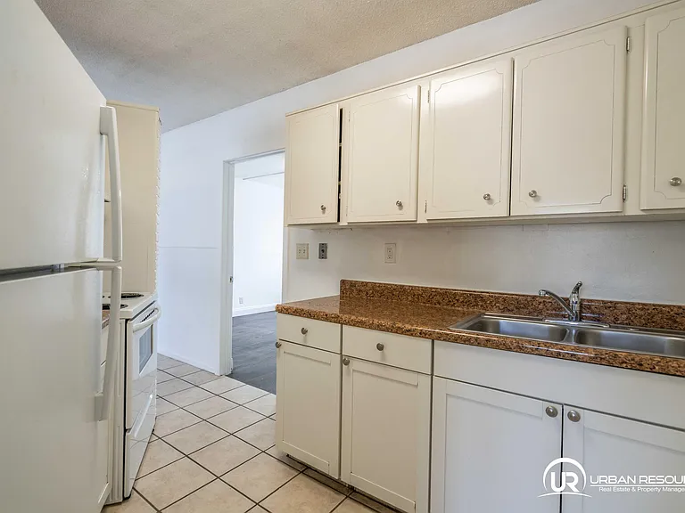 3049 NW 9th Ave #4 — Photo 7