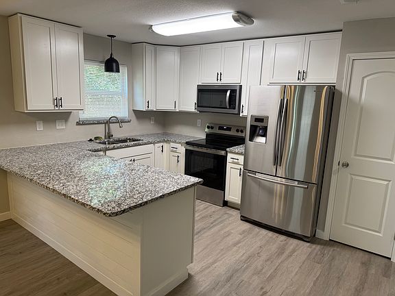 Stainless appliances