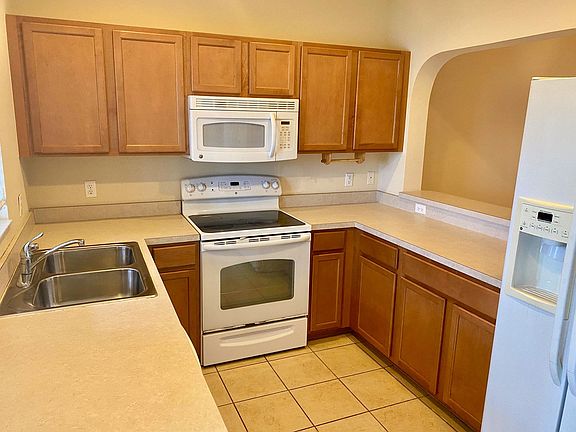 3rd image of 3505 45th Terrace W Lakeside Vlg #106