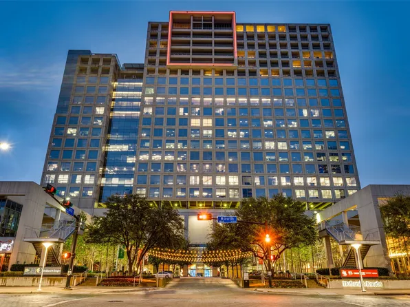 1717 Arts Plz Ste 1804, Dallas, TX 75201