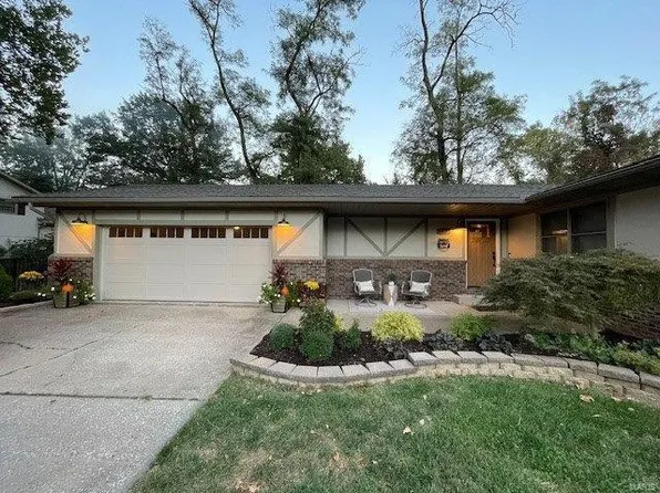 2020 Mapleleaf Dr, Collinsville, IL 62234