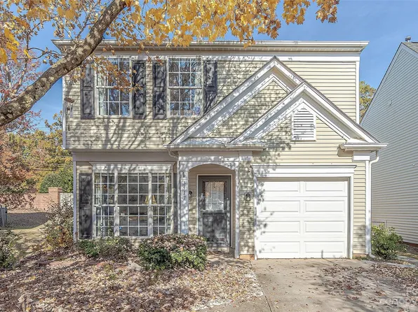 3417 Laurenhurst Ln, Charlotte, NC 28270