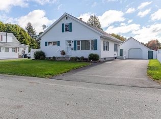 46 Carver St, Bangor, ME 04401
