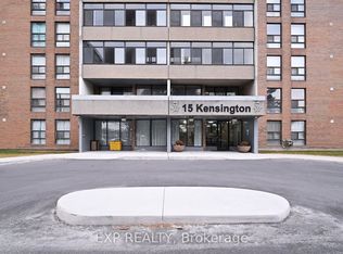 15 Kensington Rd #1606, Brampton, ON L6T 3W2