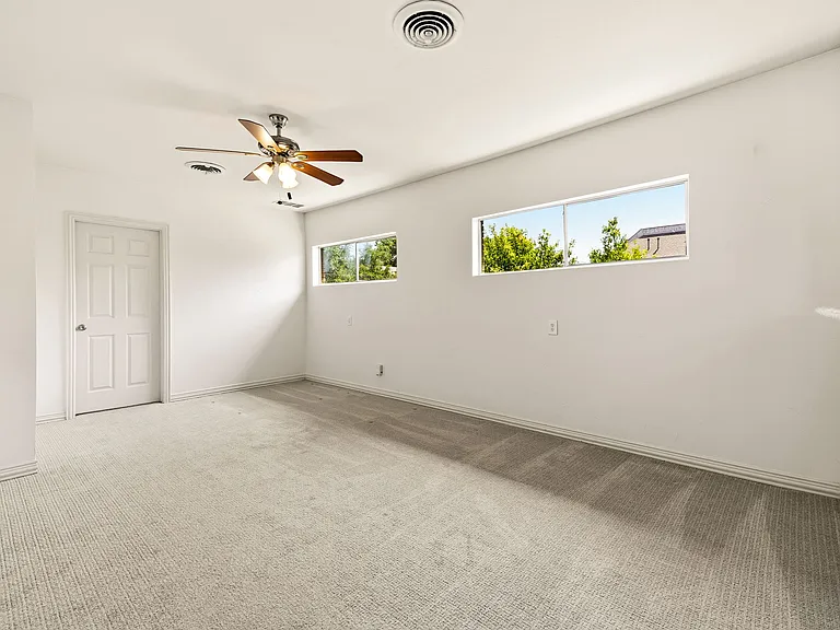 4306 Normandy Ave — Photo 13