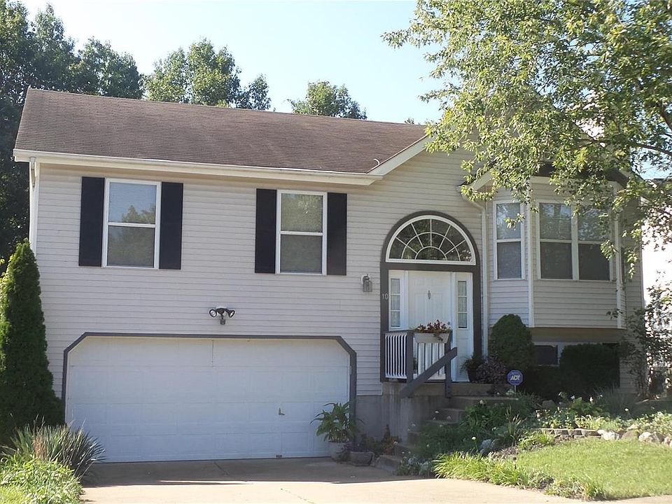 1st image of 10 Moray Ct
