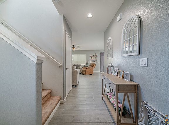 4th image of 2304 Baily Ray Ave