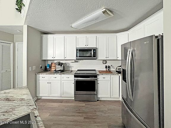 5th image of 463 Plantation Dr
