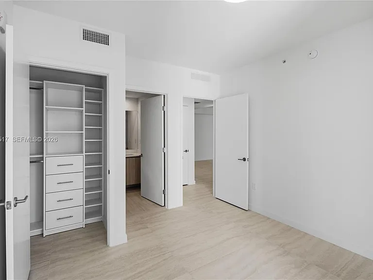 77 SE 5th St #2307 — Photo 25