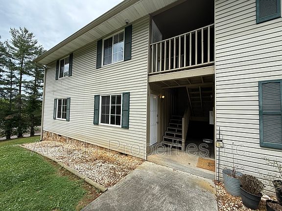 3rd image of 103 S Beech St APT 15