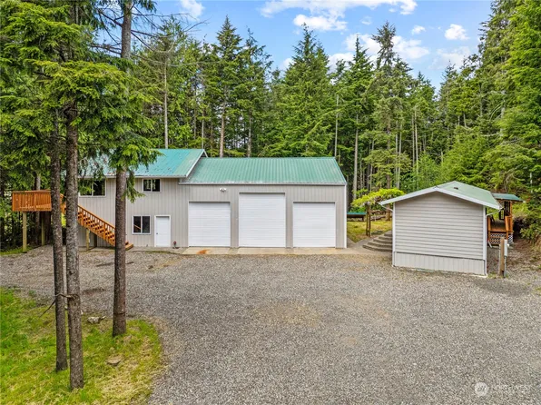 5015 40th Street, Seaview, WA 98644