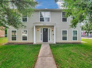 2019 Pearl St, Nacogdoches, TX 75965