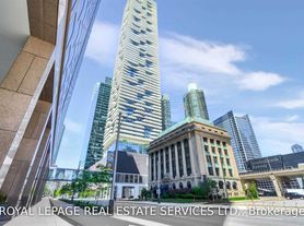 100 Harbour St