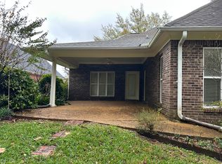 126 Navajo Cir, Clinton, MS 39056