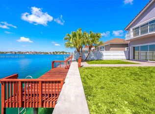 The Point, Miami, FL 33186