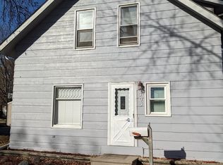 705 4th Ave SW, Hutchinson, MN 55350