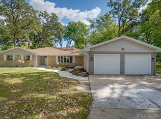 21547 S Nadia Dr, Shorewood, IL 60404