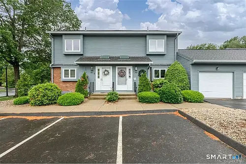 410 Sand Stone Dr Photo 1