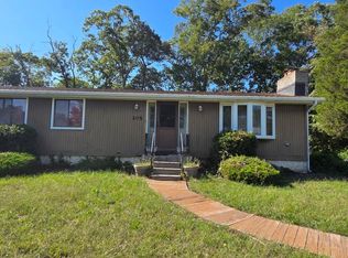 105 Laurel St, Egg Harbor Township, NJ 08234